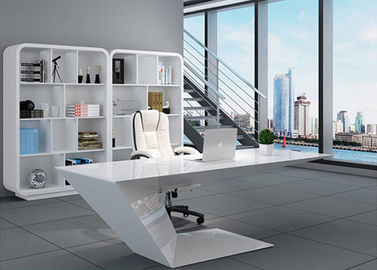 China Elegante Direktionsbüro-Möbel-kreative spezielle Form mit weißer Backen-Farbe fournisseur